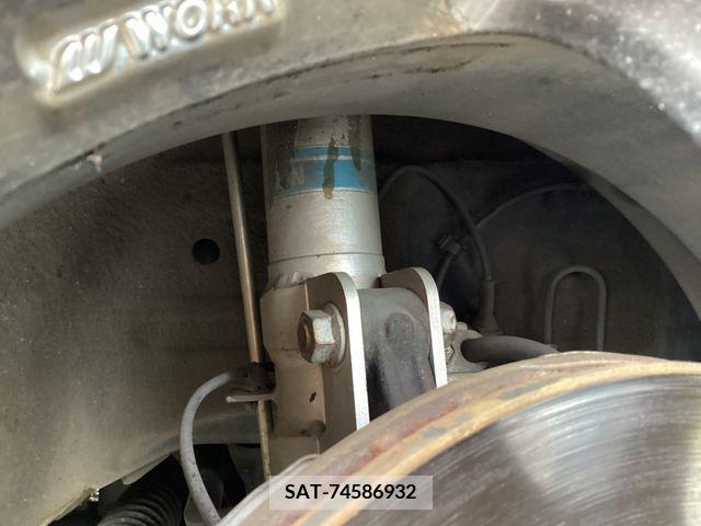 Suzuki SWIFT 2012-10 320791-11