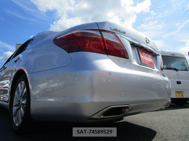 Lexus LS 2011-08 362870-27