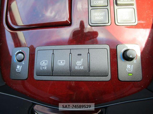 Lexus LS 2011-08 362870-13