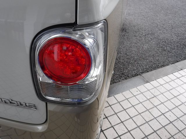 Daihatsu MOVE CANBUS 2021-04 188559-5