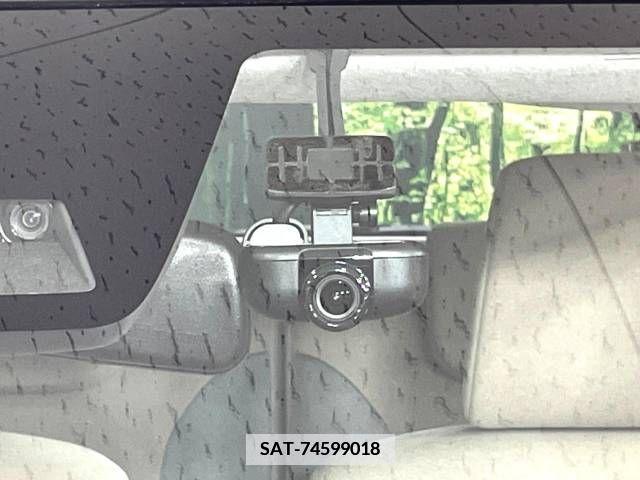 Daihatsu CAST 2018-07 357661-5