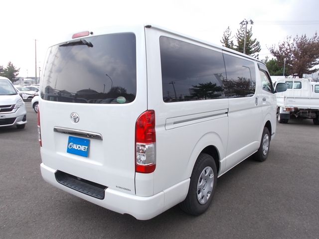 Toyota REGIUSACE VAN 2017-11 19739-7