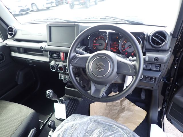 Suzuki JIMNY 2023-07 9777-1