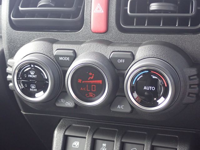 Suzuki JIMNY 2023-07 9777-14