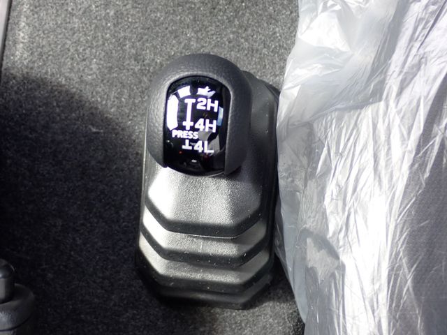 Suzuki JIMNY 2023-07 9777-22