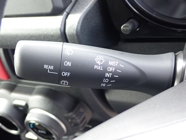 Suzuki JIMNY 2023-07 9777-20