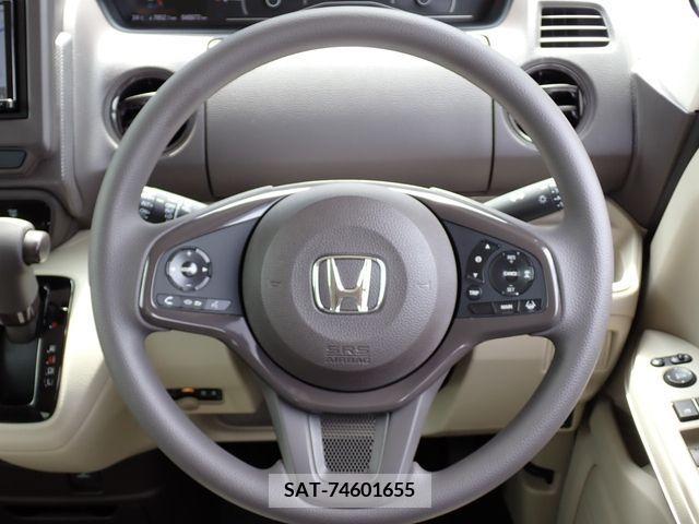 Honda N BOX 2020-04 334802-13