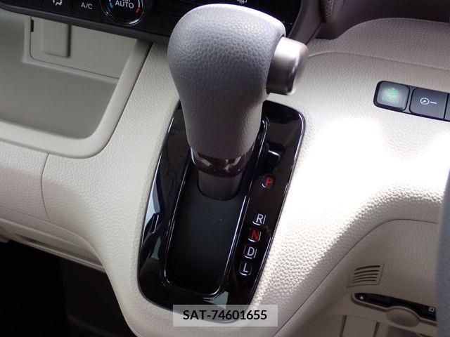 Honda N BOX 2020-04 334802-11