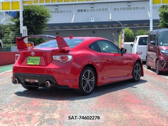 Toyota 86 2016-07 351420-1