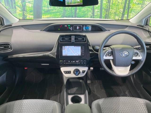 Toyota PRIUS 2016-05 192912-1