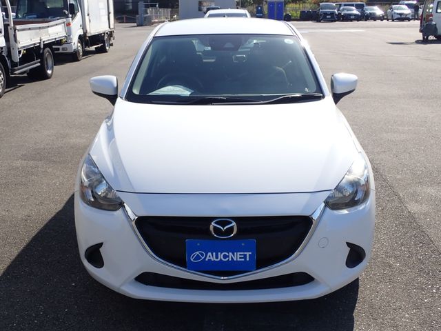Mazda DEMIO 2018-11 181153-4
