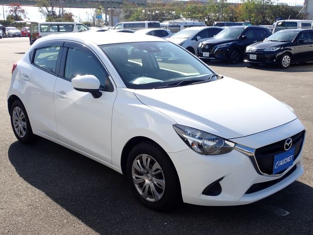 Mazda DEMIO 2018-11 181153-3