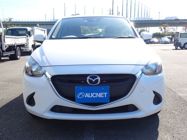 Mazda DEMIO 2018-11 181153-5