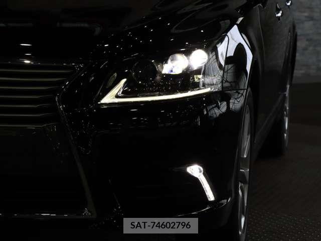 Lexus LS 2015-04 388310-13