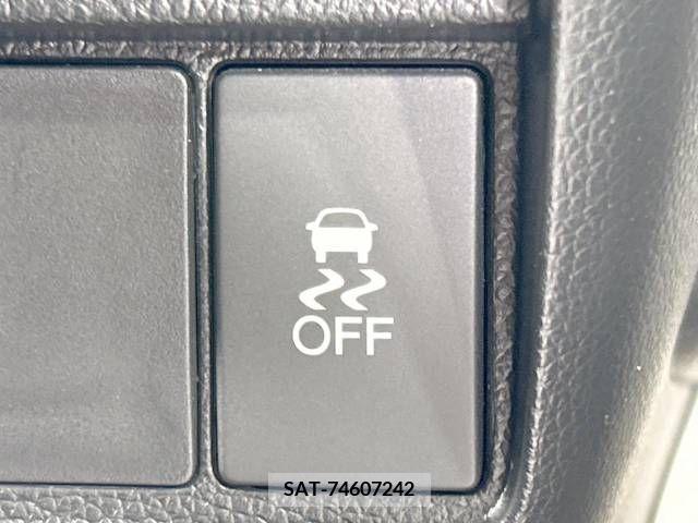 Honda N-ONE 2013-07 279802-4