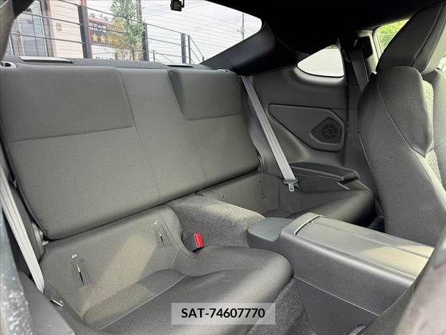 Toyota 86 2023-08 321258-16