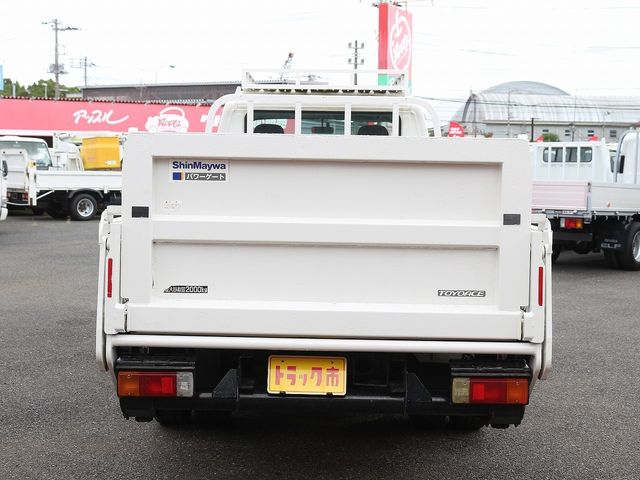 Toyota TOYOACE 2013-03 187985-4