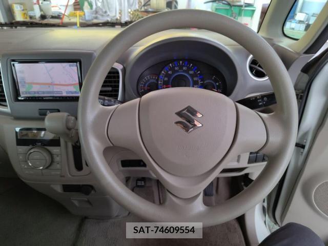 Suzuki SPACIA 2013-12 312143-13