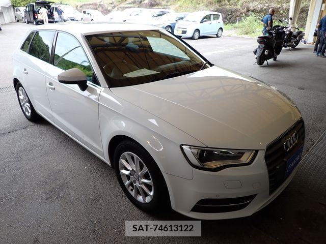 Audi A3 2013-08 389409-3