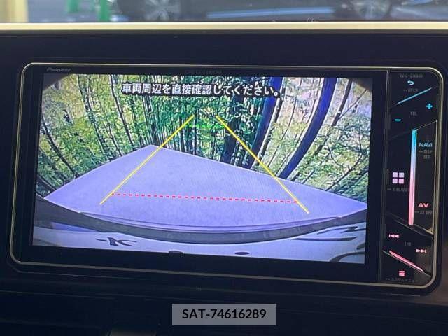 Toyota C-HR 2017-10 239032-3