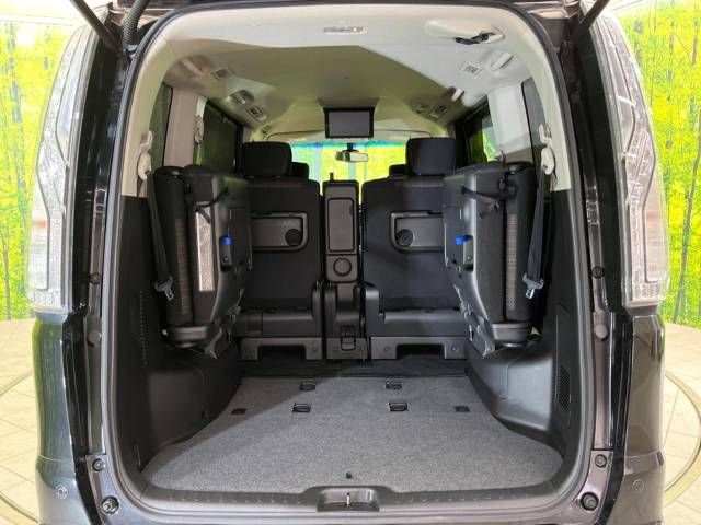 Nissan SERENA 2016-03 182510-11
