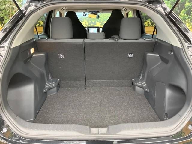 Toyota YARIS CROSS 2023-05 185439-11