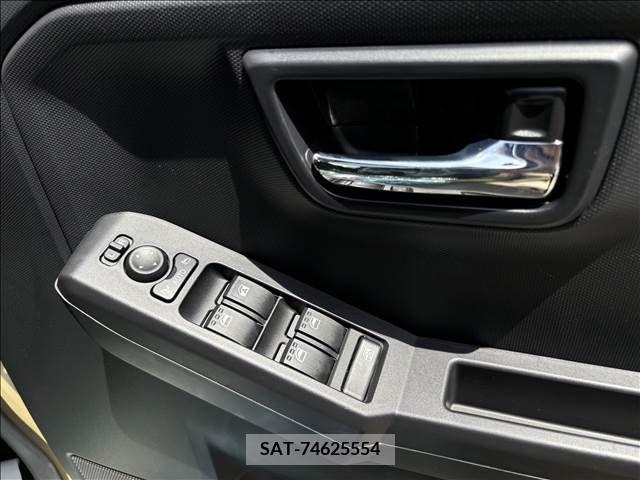 Daihatsu TAFT 2022-11 369167-8