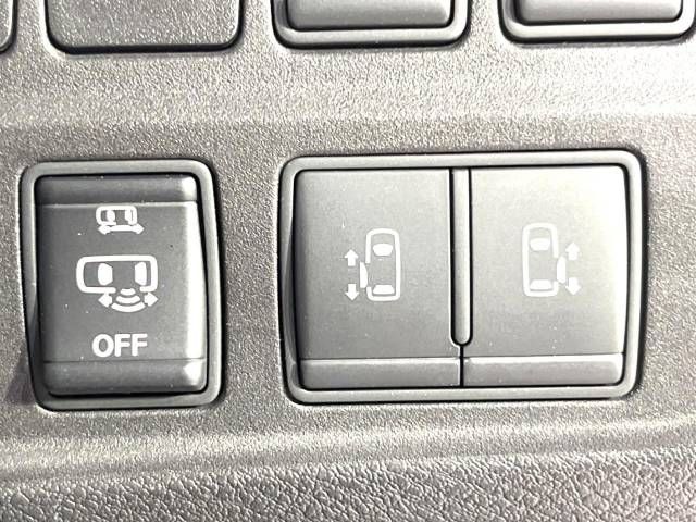 Nissan SERENA 2017-09 13058-5