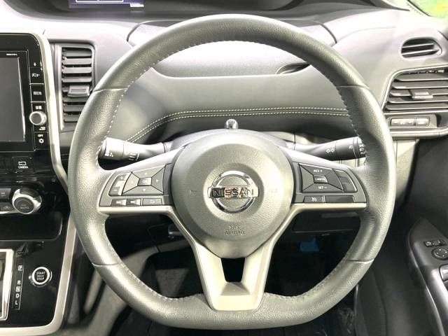 Nissan SERENA 2017-09 13058-11