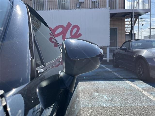 Mazda ROADSTER 2017-06 23810-10
