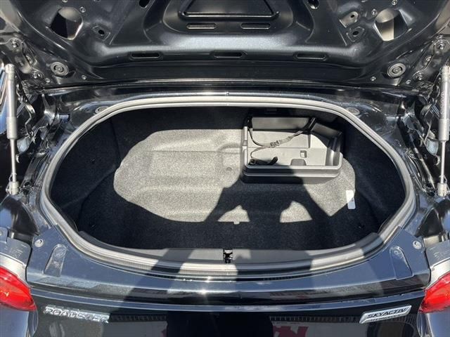 Mazda ROADSTER 2017-06 23810-19