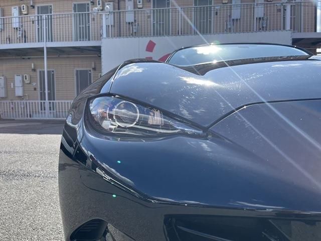 Mazda ROADSTER 2017-06 23810-9