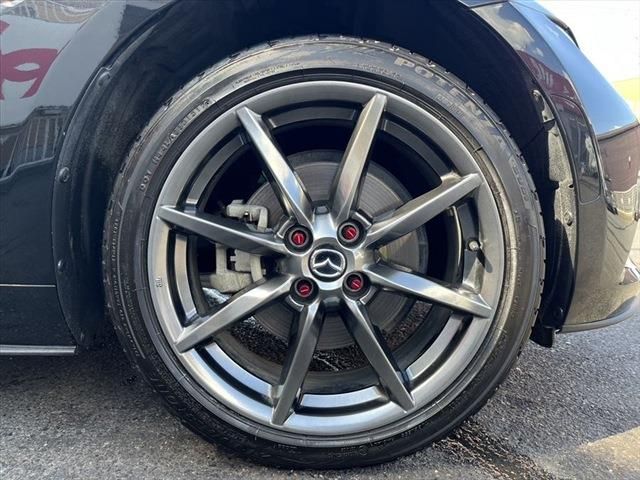 Mazda ROADSTER 2017-06 23810-12