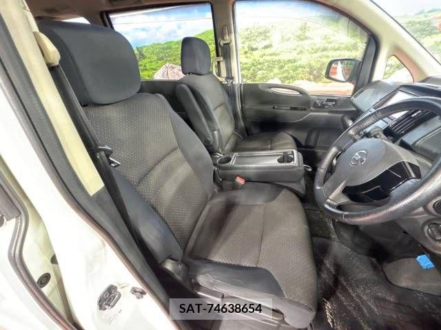 Nissan SERENA 2009-12 367692-8