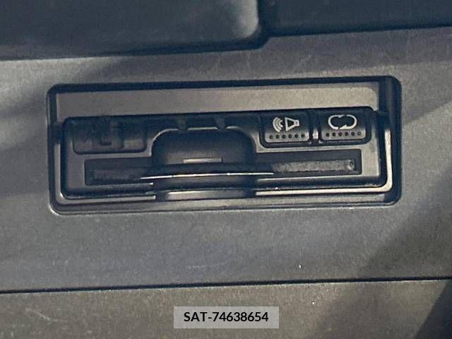 Nissan SERENA 2009-12 367692-6
