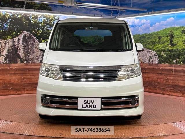 Nissan SERENA 2009-12 367692-15