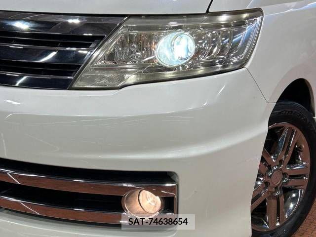Nissan SERENA 2009-12 367692-13