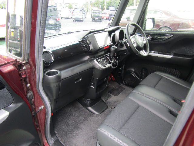 Honda N BOX CUSTOM 2015-03 186140-12