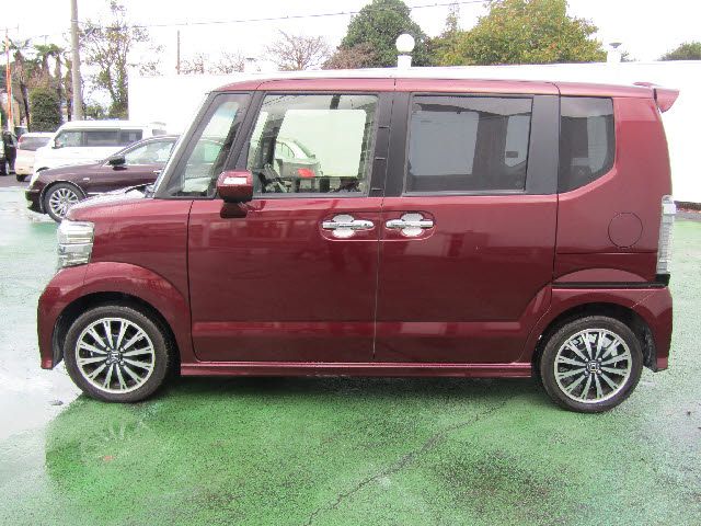 Honda N BOX CUSTOM 2015-03 186140-23
