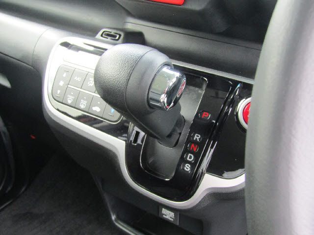 Honda N BOX CUSTOM 2015-03 186140-19
