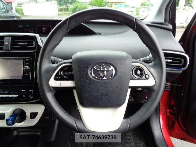 Toyota PRIUS 2017-06 329954-3