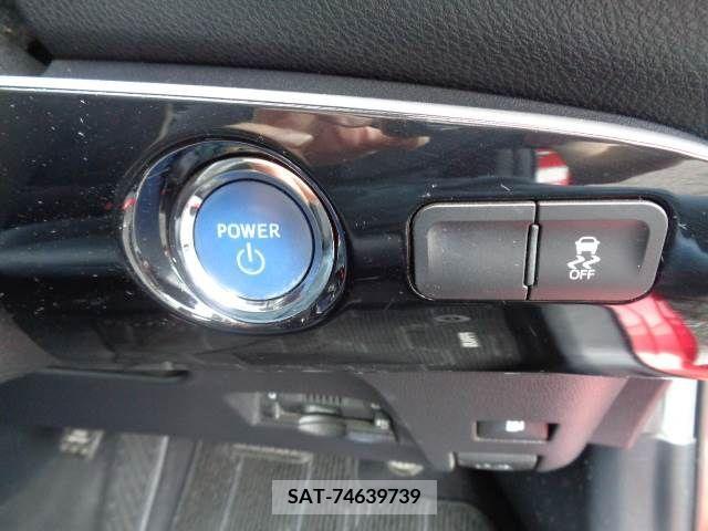 Toyota PRIUS 2017-06 329954-7