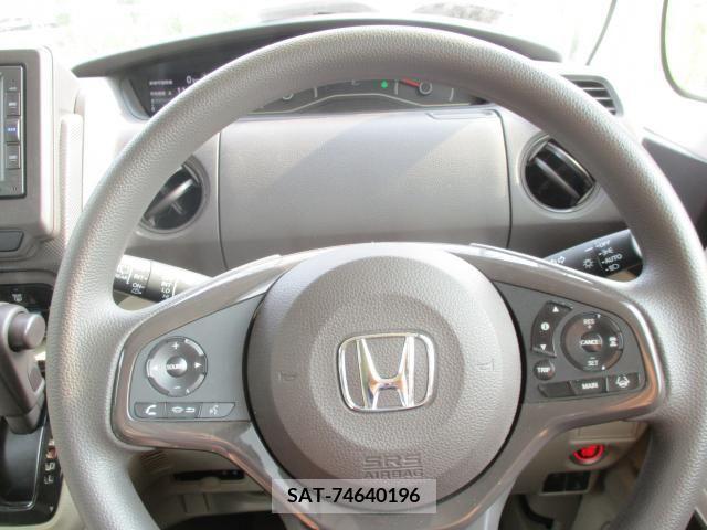 Honda N BOX 2019-02 325694-6