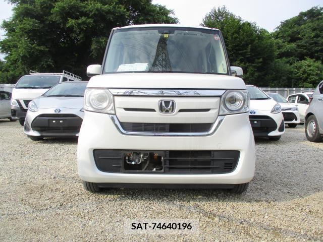 Honda N BOX 2019-02 325694-3