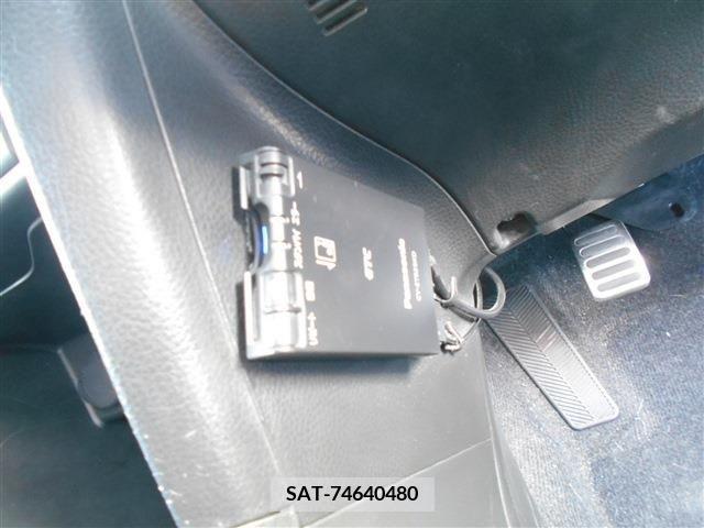 Suzuki SWIFT 2013-10 233861-19