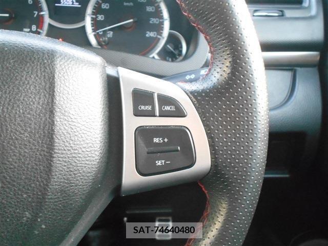 Suzuki SWIFT 2013-10 233861-15