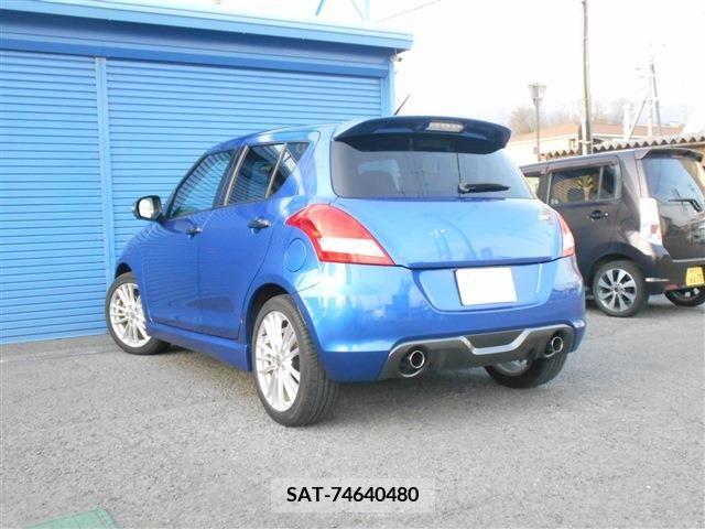 Suzuki SWIFT 2013-10 233861-5