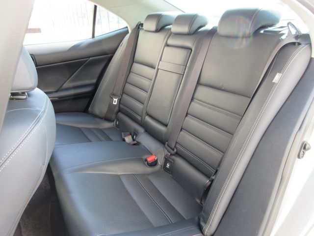 Lexus IS 2014-07 457-24