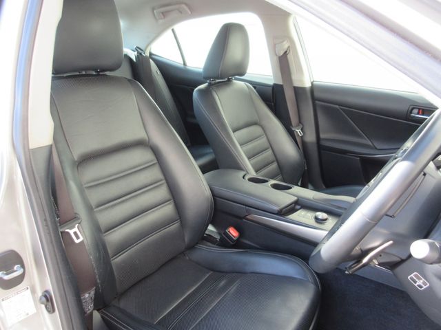 Lexus IS 2014-07 457-21