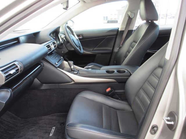 Lexus IS 2014-07 457-22